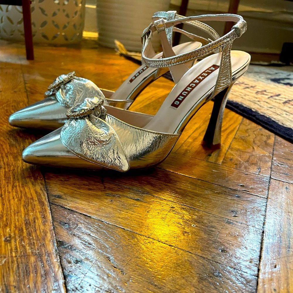 Alexa Chung never worn platinum heels. Great for weddings, cocktails, bridal!